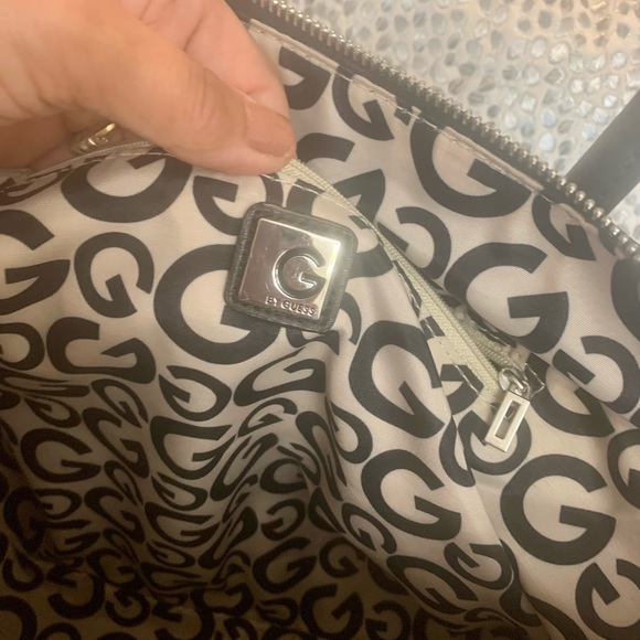 G by guess tote - Picture 12 of 13